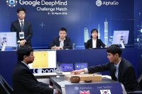       AlphaGo